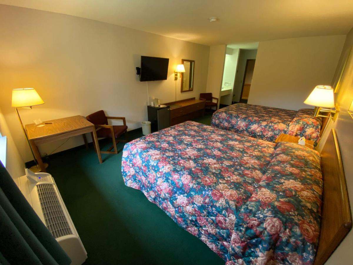 Boulder Bear Motor Lodge Boulder Junction Экстерьер фото